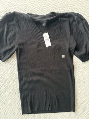 Ann Taylor Factory Black Ribbed V‑Neck Lightweight Top